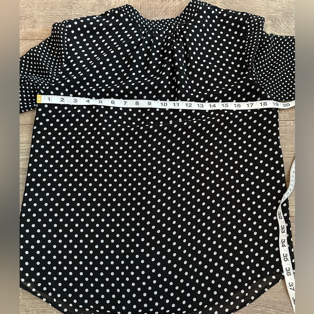 Joie Silk Polka Dot Ruffle Blouse Black & White Sz. Small - Picture 6 of 15